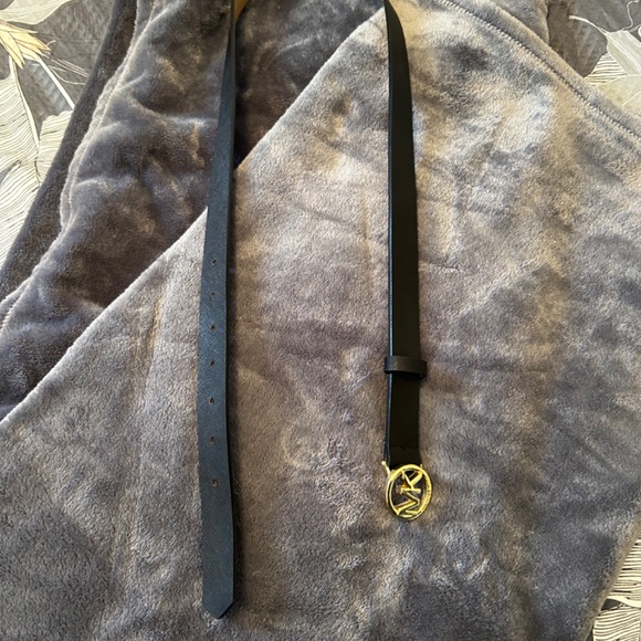 Michael Kors women’s belt - large - Picture 2 of 3